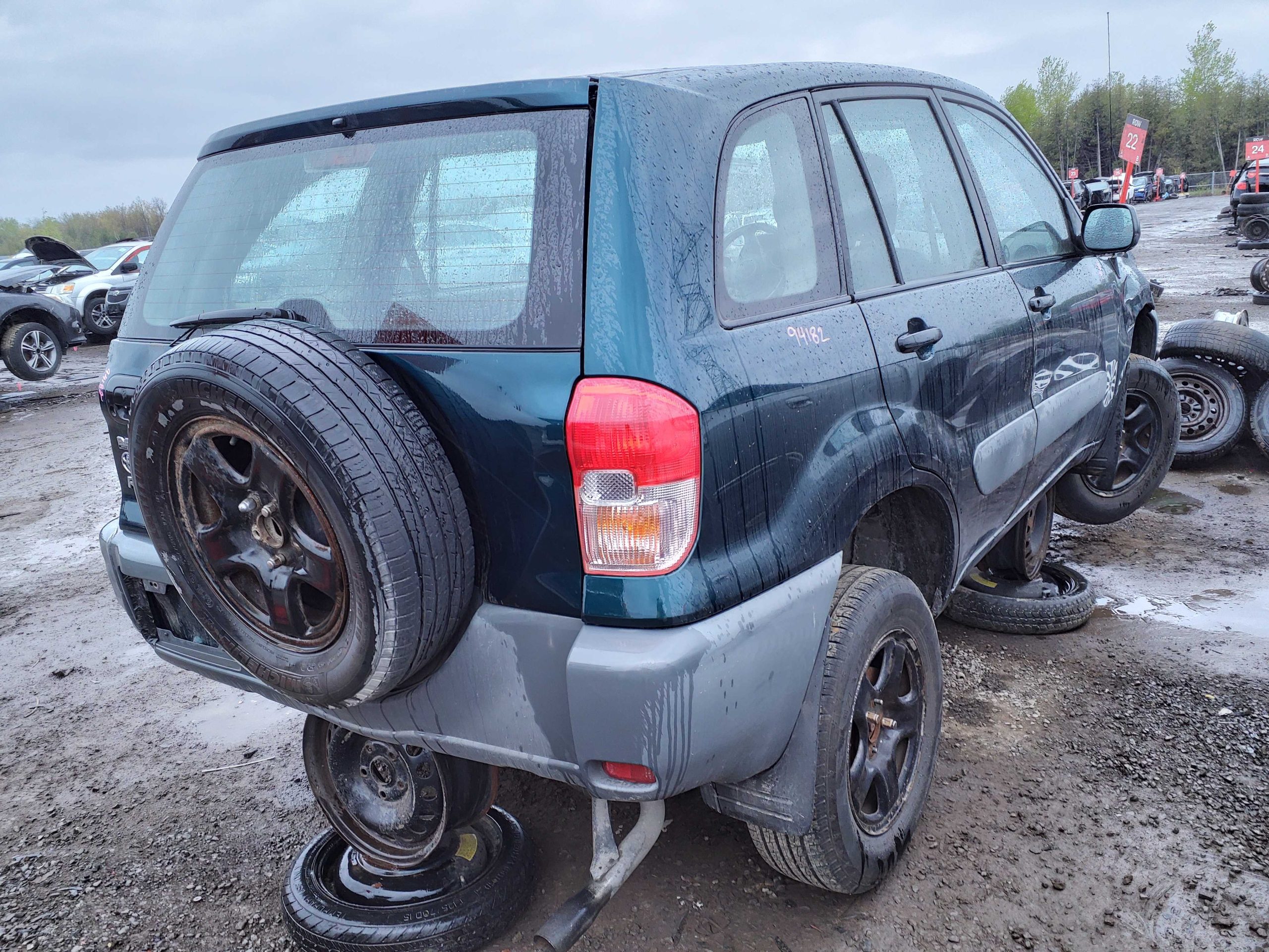 TOYOTA RAV4 2001