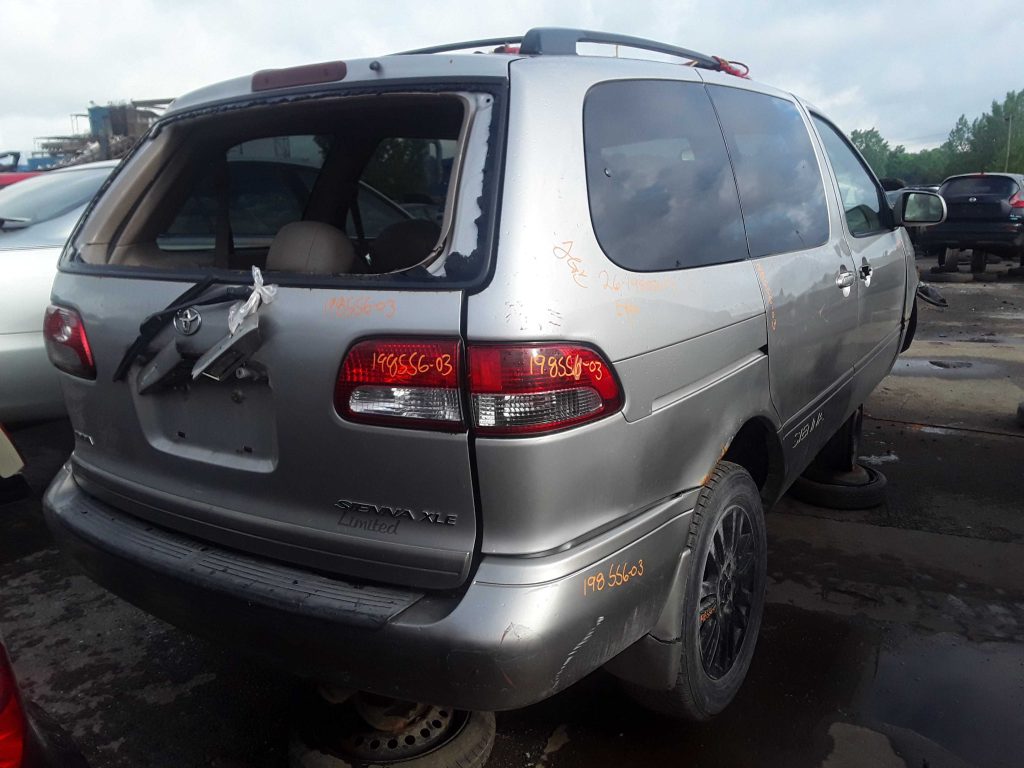 TOYOTA SIENNA 2003
