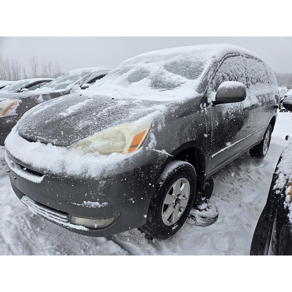 TOYOTA SIENNA 2004