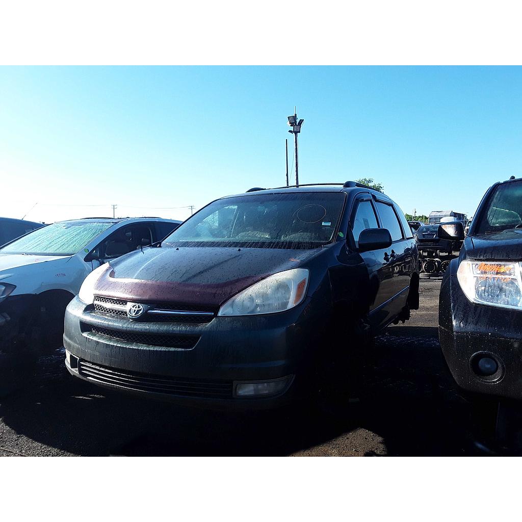 TOYOTA SIENNA 2004