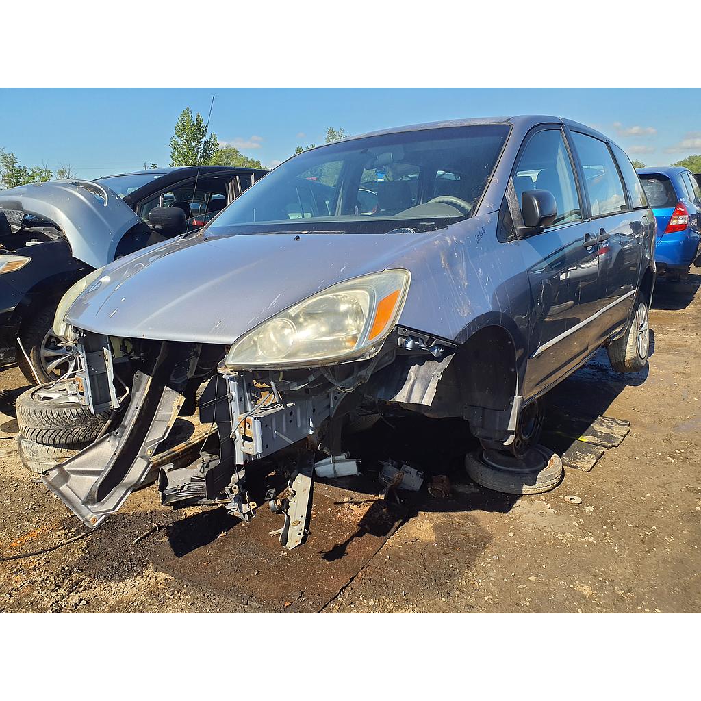 TOYOTA SIENNA 2004