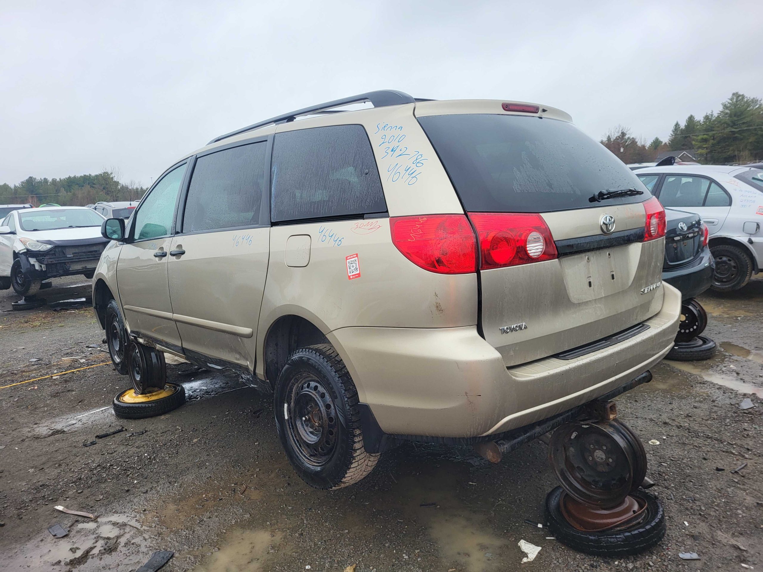 TOYOTA SIENNA 2010