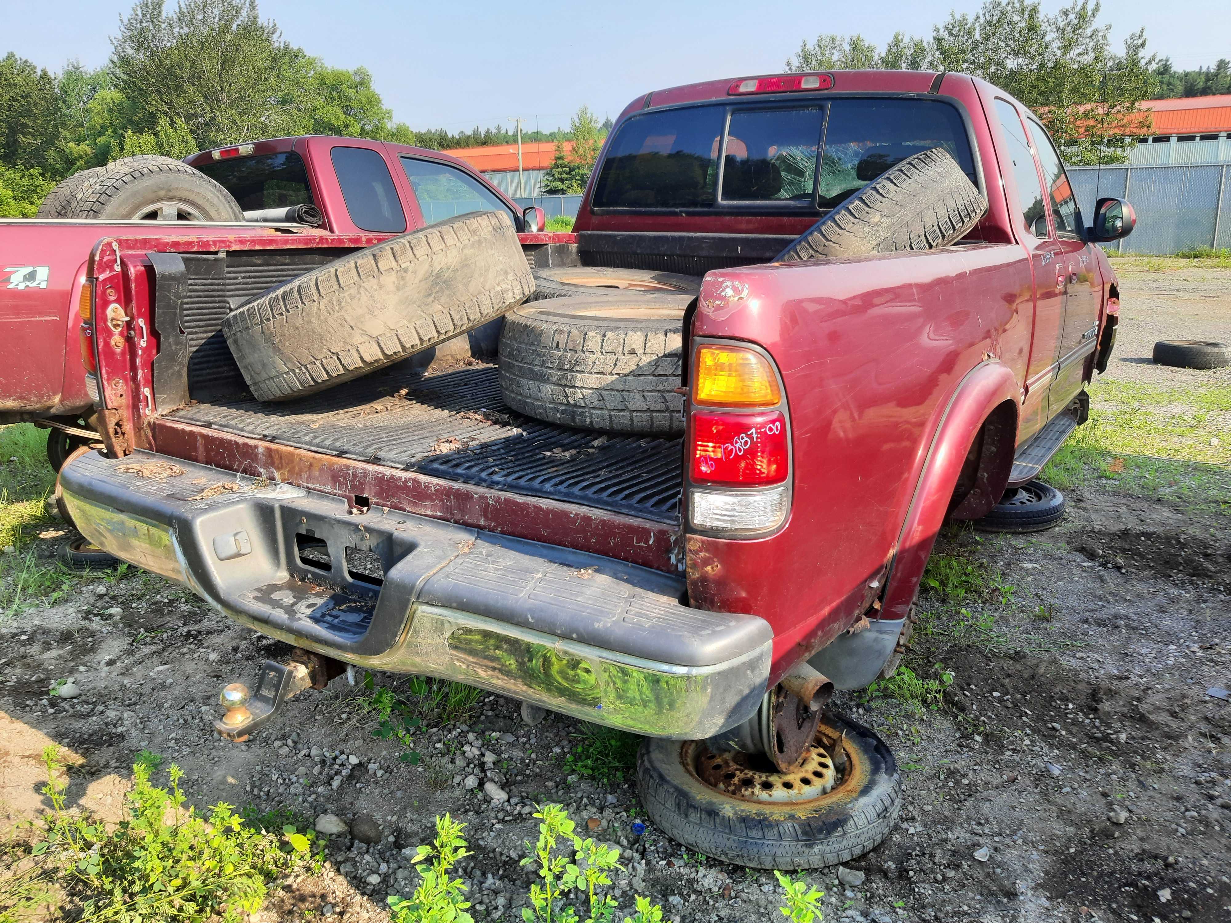 TOYOTA TUNDRA 2000