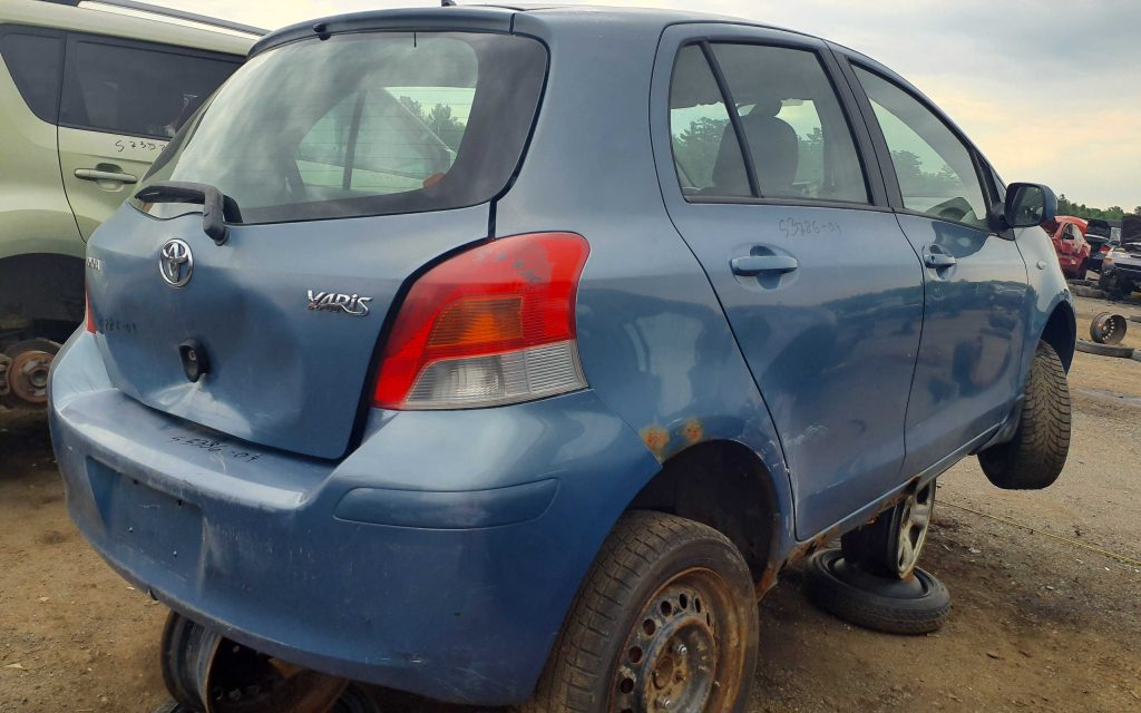 TOYOTA YARIS 2009