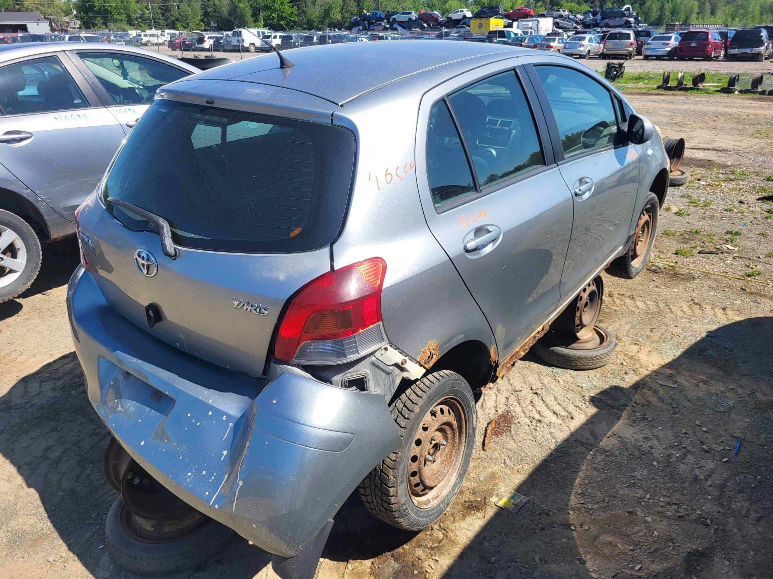 TOYOTA YARIS 2009