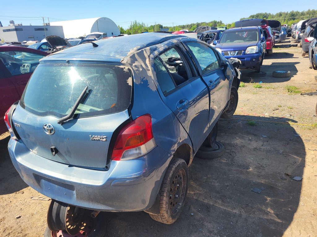 TOYOTA YARIS 2009