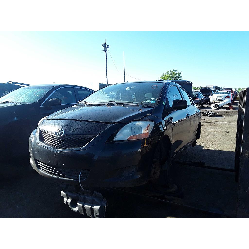 TOYOTA YARIS 2009