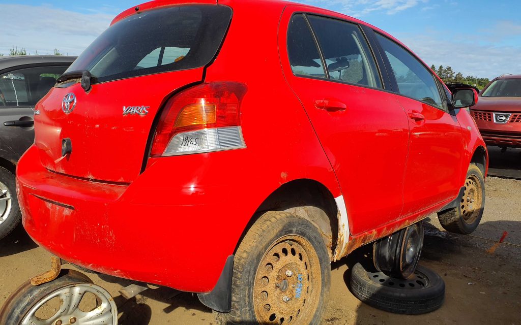 TOYOTA YARIS 2009