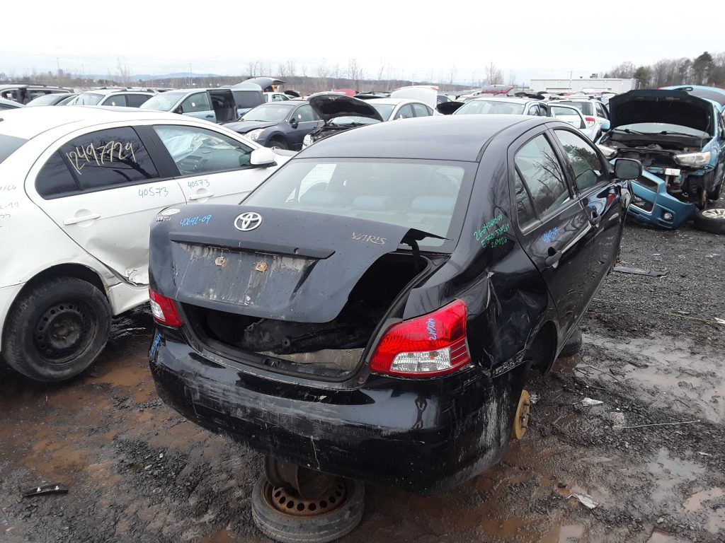 TOYOTA YARIS 2009