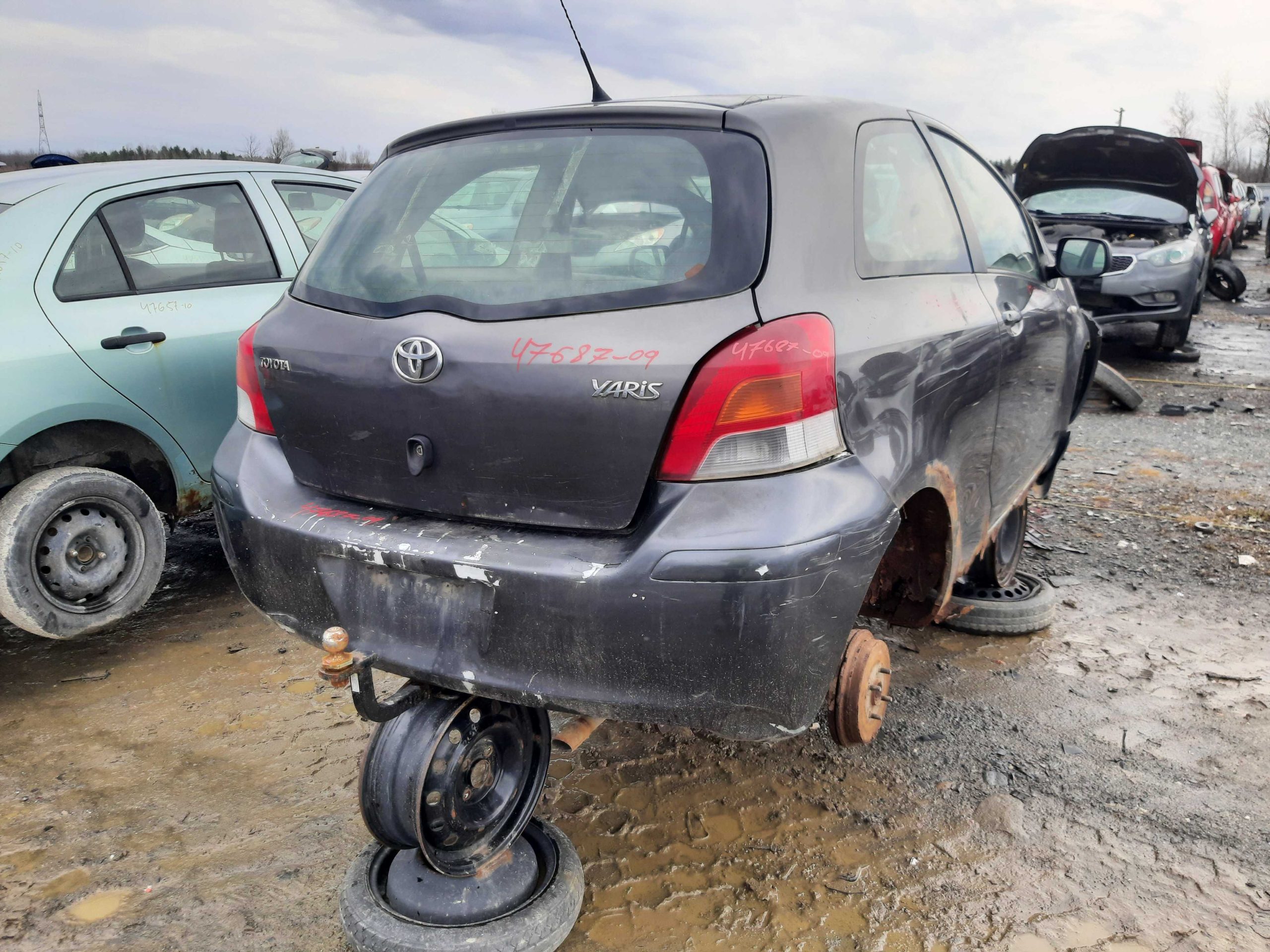 TOYOTA YARIS 2009
