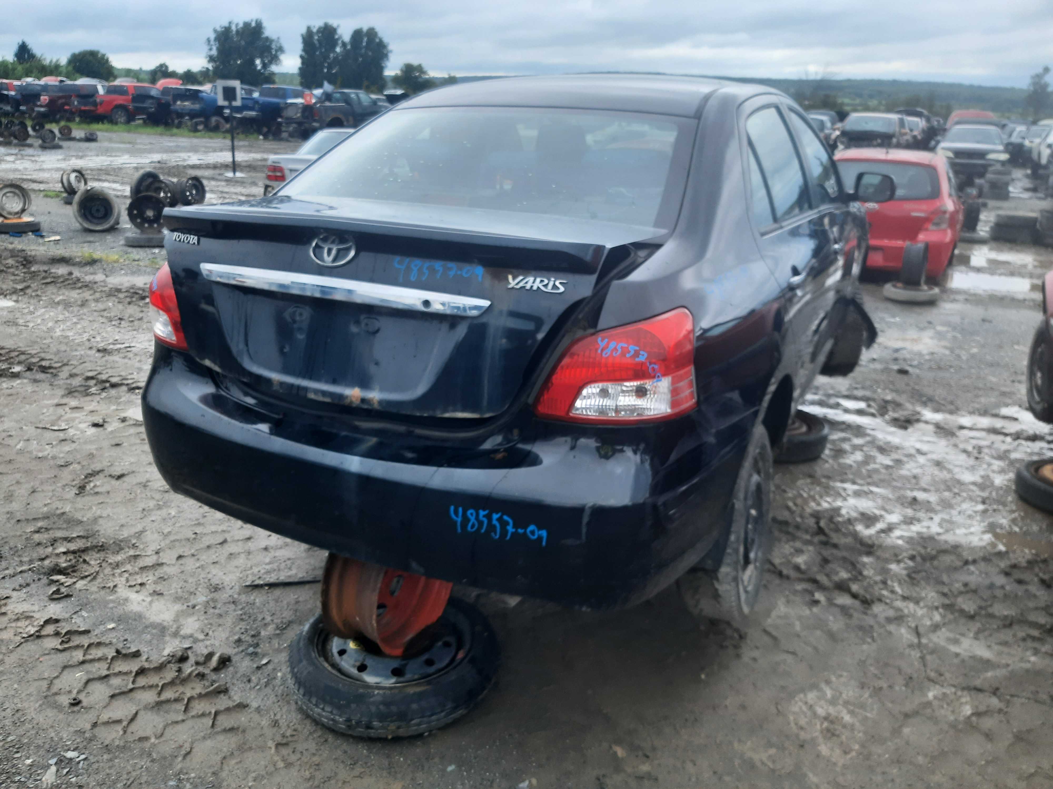 TOYOTA YARIS 2009
