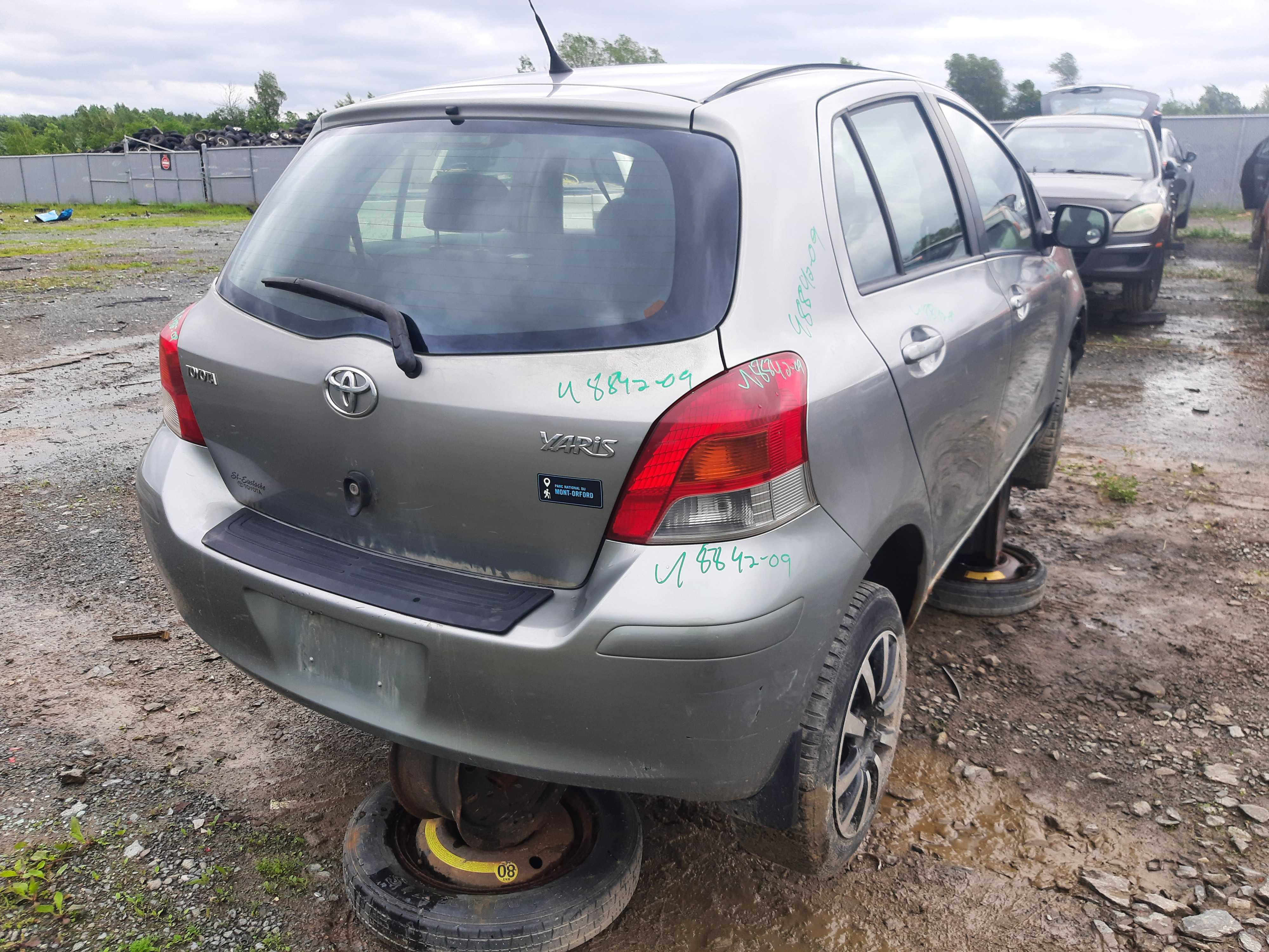 TOYOTA YARIS 2009
