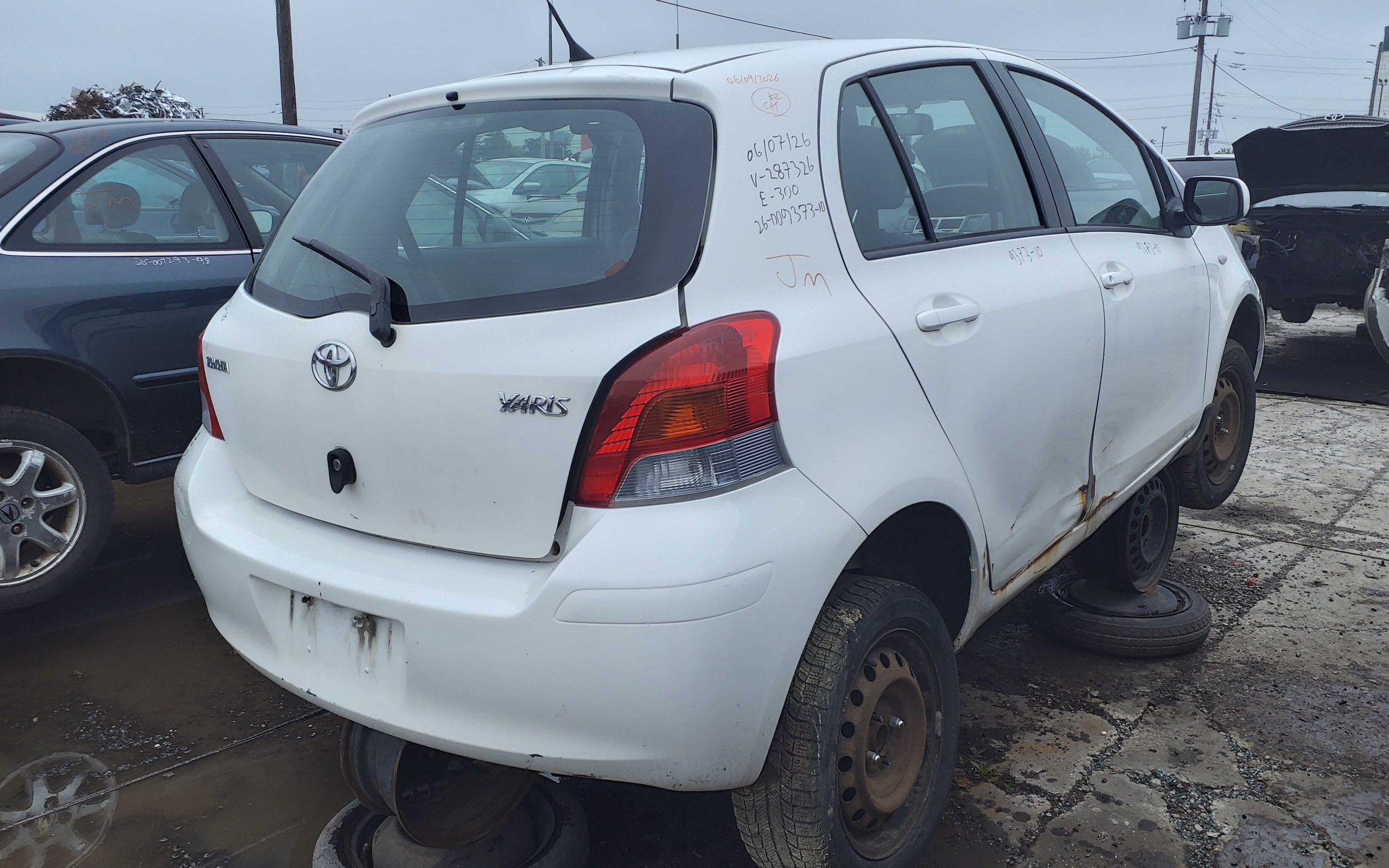 TOYOTA YARIS 2010