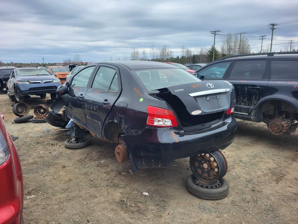TOYOTA YARIS 2010