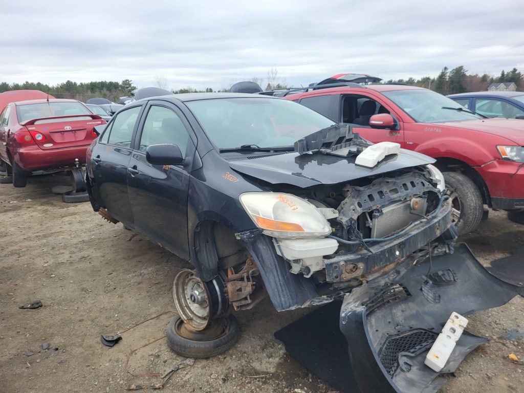 TOYOTA YARIS 2010