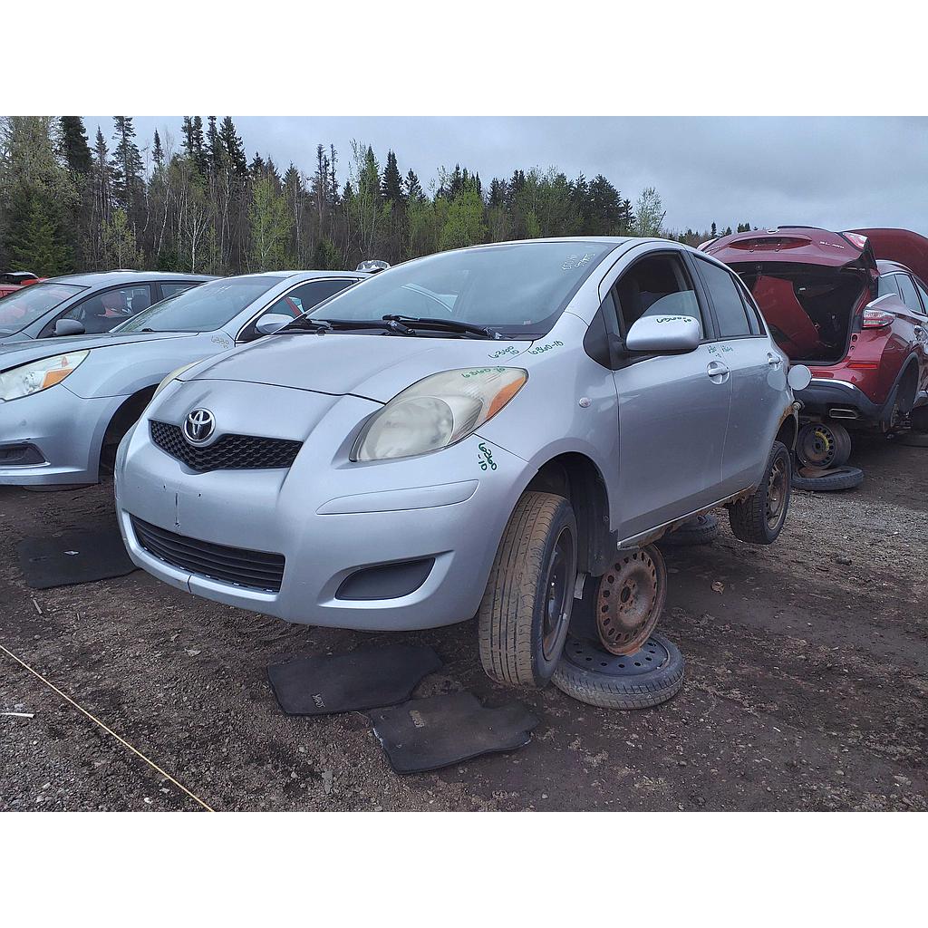 TOYOTA YARIS 2010
