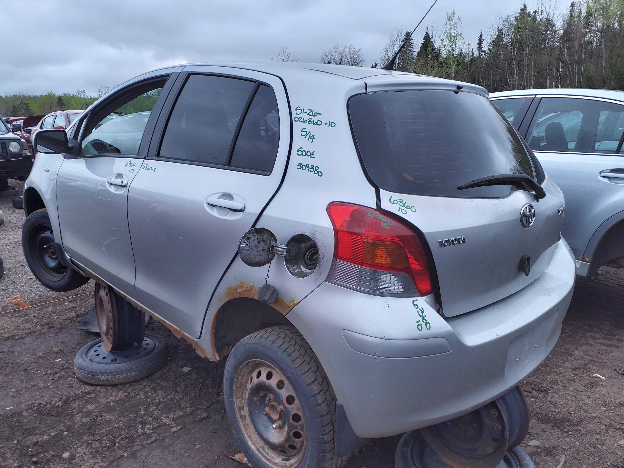 TOYOTA YARIS 2010