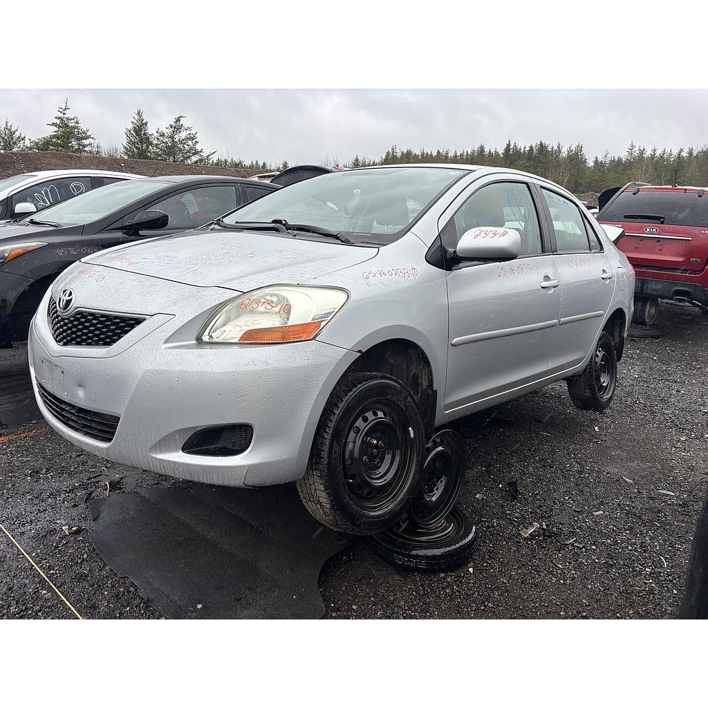 TOYOTA YARIS 2010
