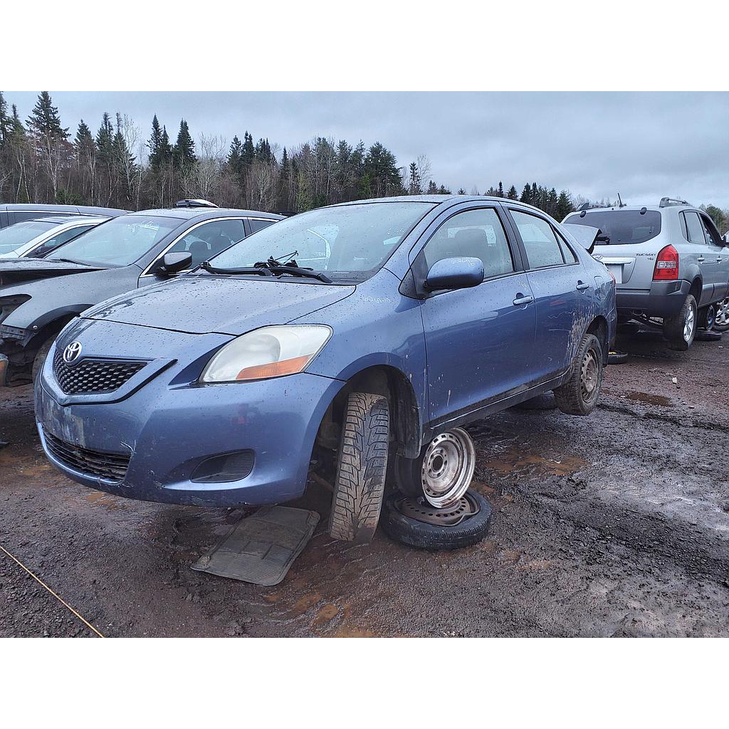 TOYOTA YARIS 2010