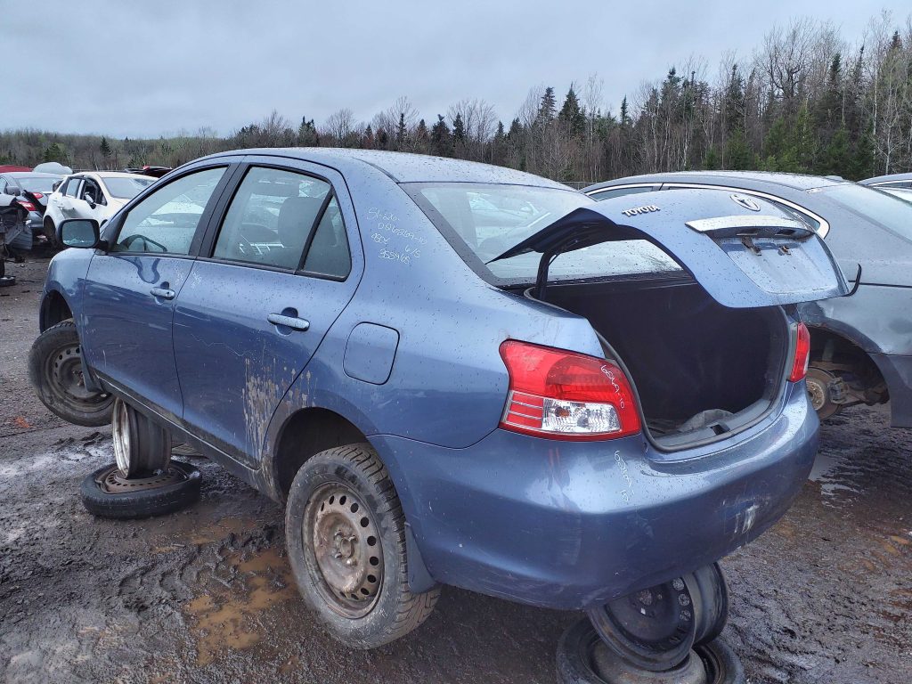 TOYOTA YARIS 2010