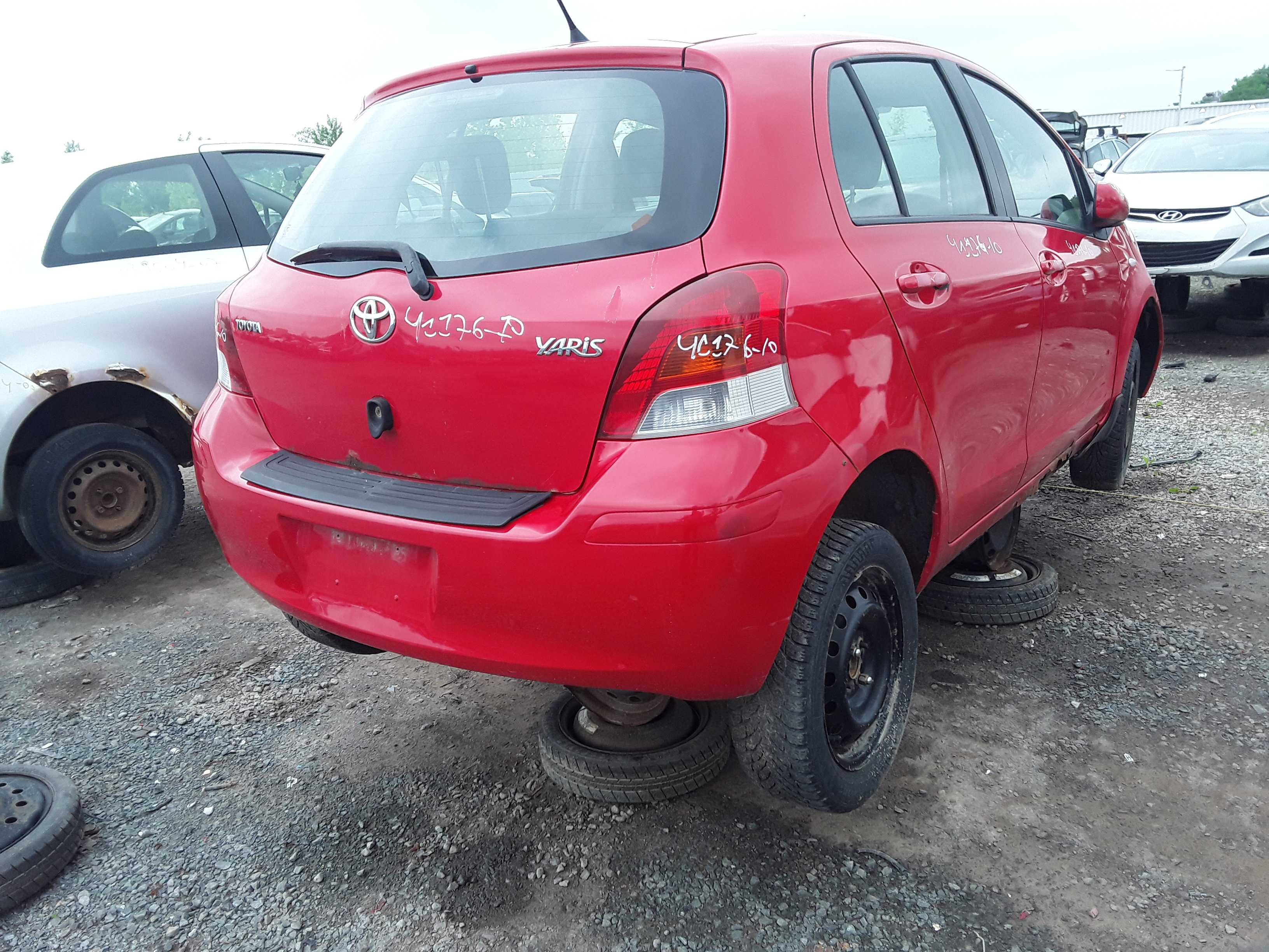 TOYOTA YARIS 2010