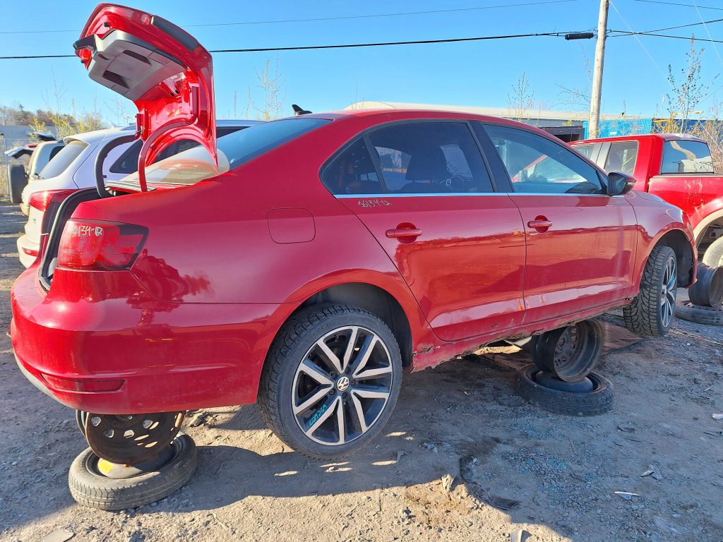 VOLKSWAGEN GLI 2012