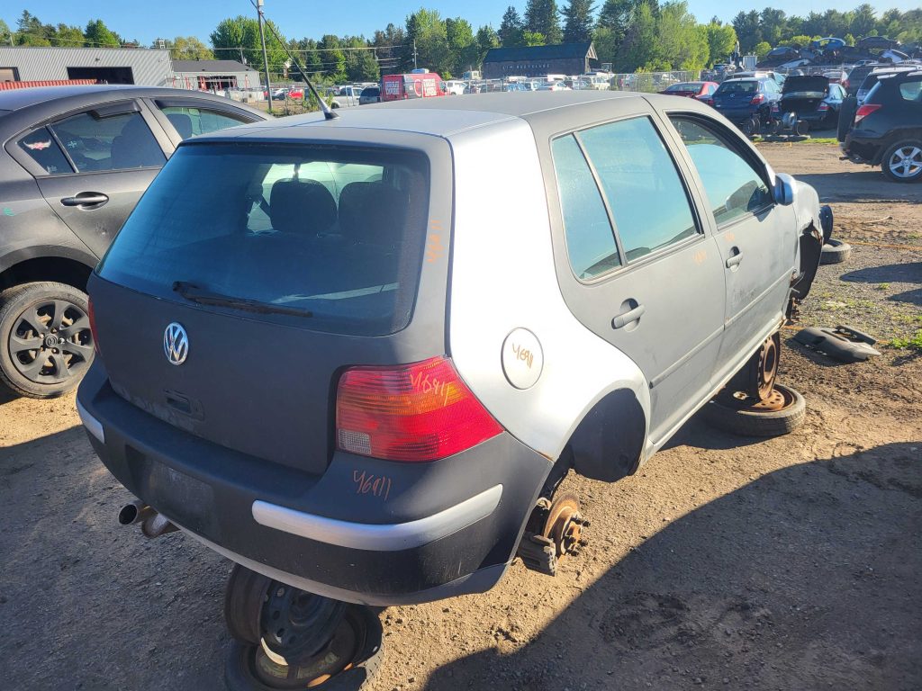 VOLKSWAGEN GOLF 2001