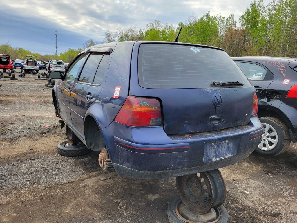 VOLKSWAGEN GOLF 2004