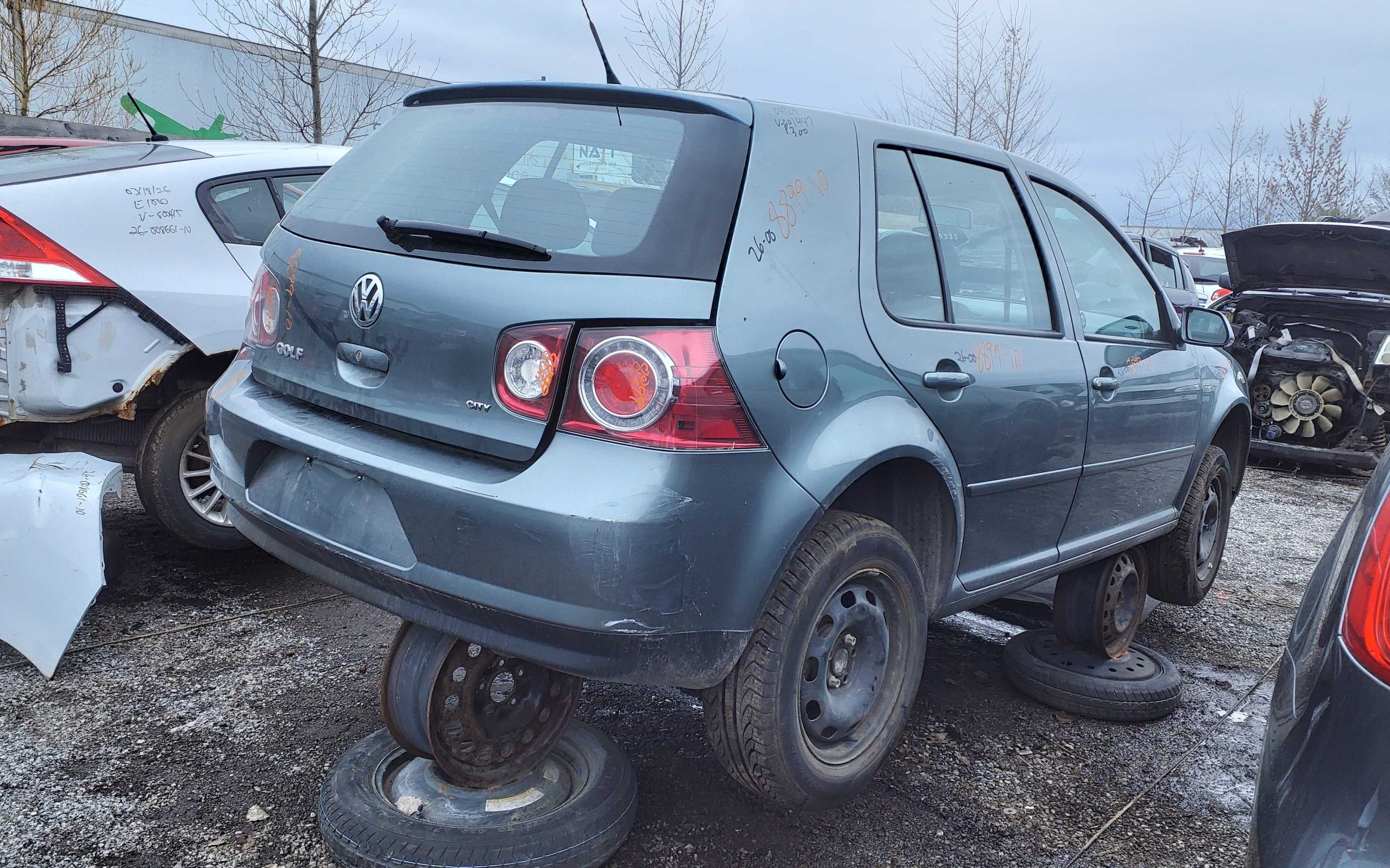 VOLKSWAGEN GOLF 2010