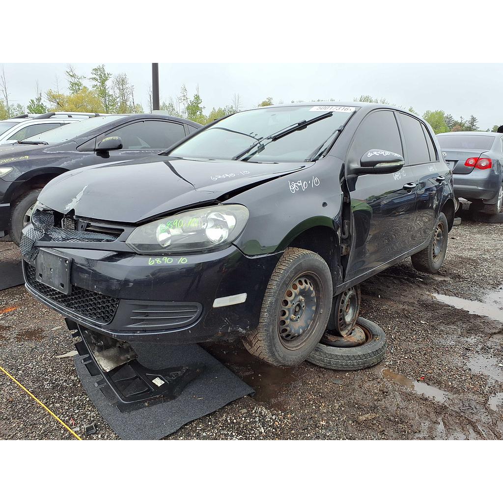 VOLKSWAGEN GOLF 2010
