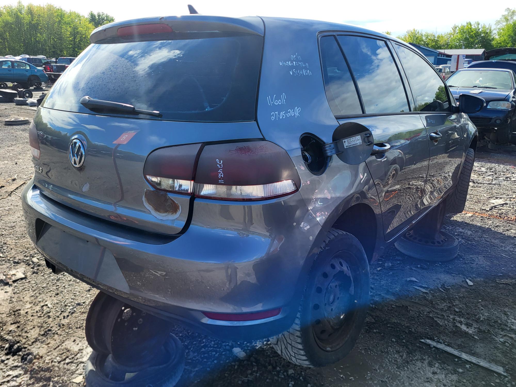 VOLKSWAGEN GOLF 2011