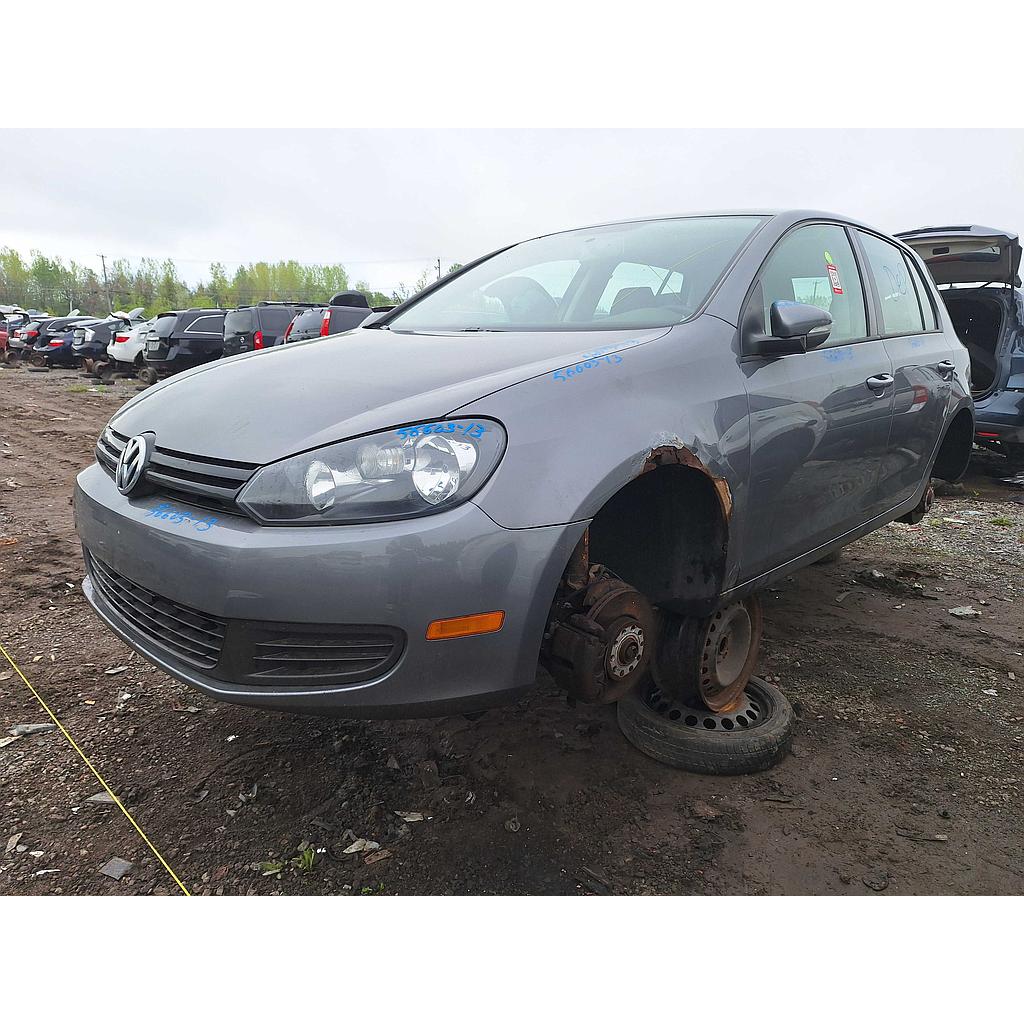 VOLKSWAGEN GOLF 2013