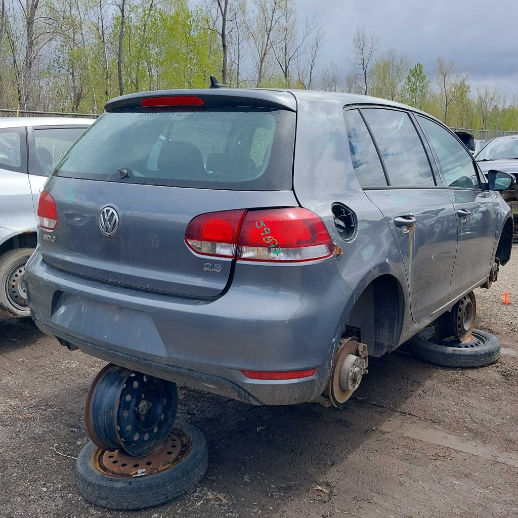 VOLKSWAGEN GOLF 2013
