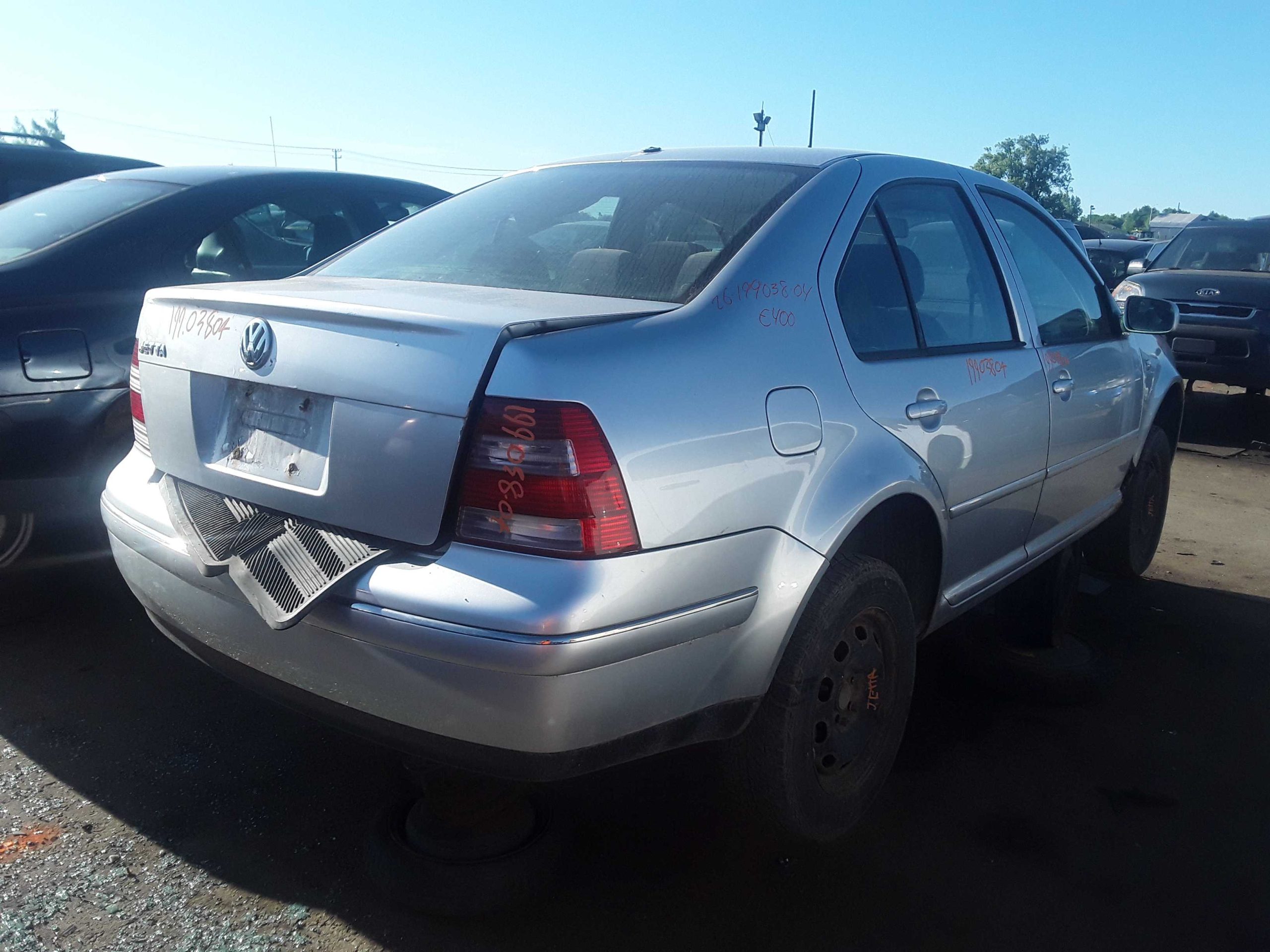 VOLKSWAGEN JETTA 2004
