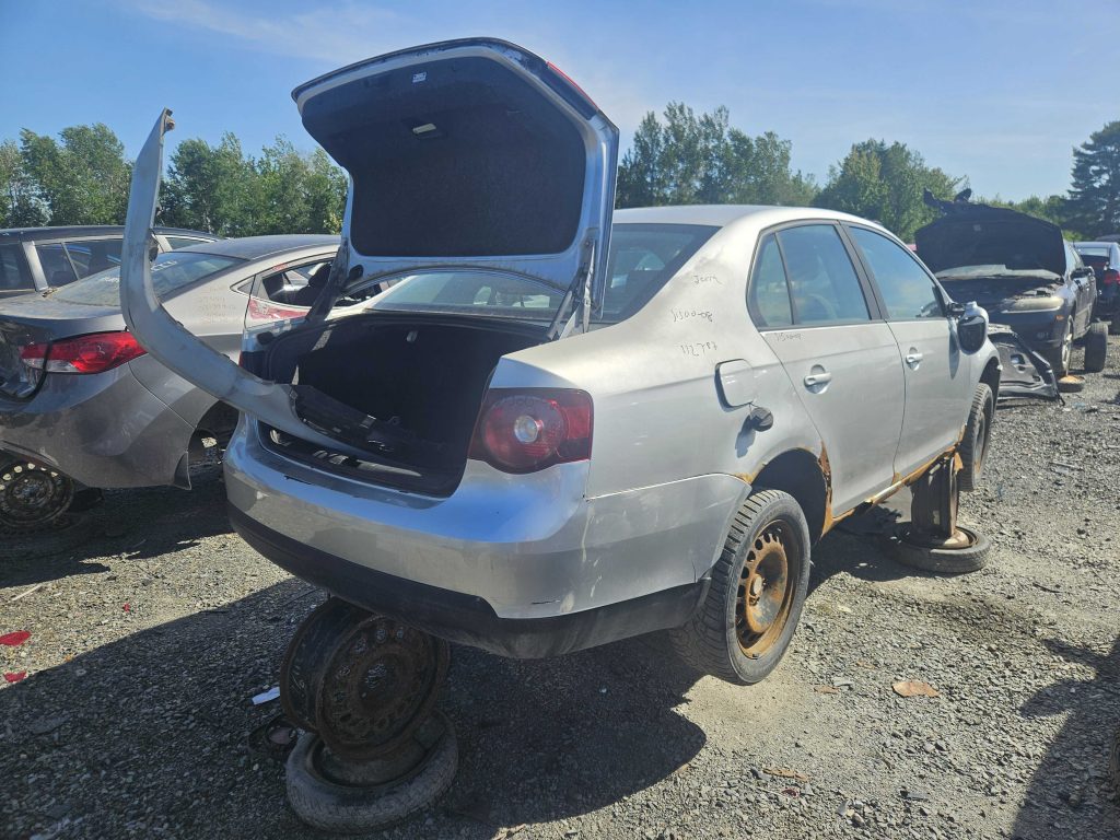 VOLKSWAGEN JETTA 2008