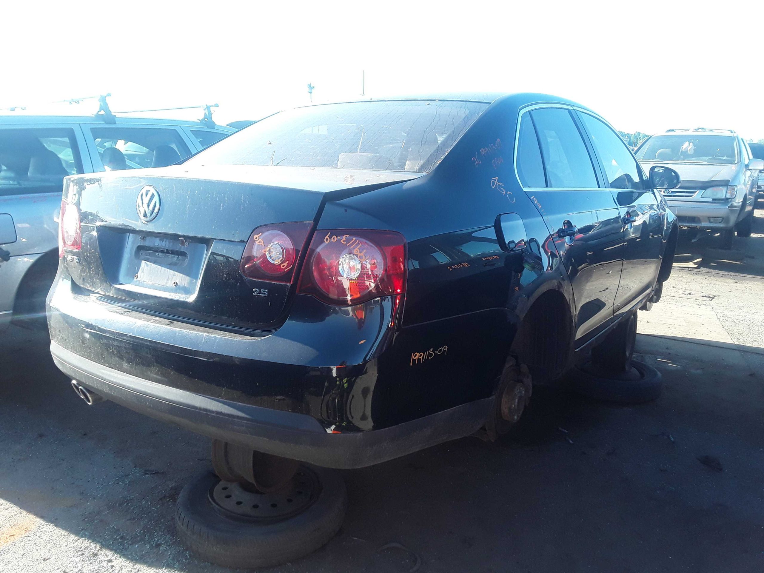 VOLKSWAGEN JETTA 2009