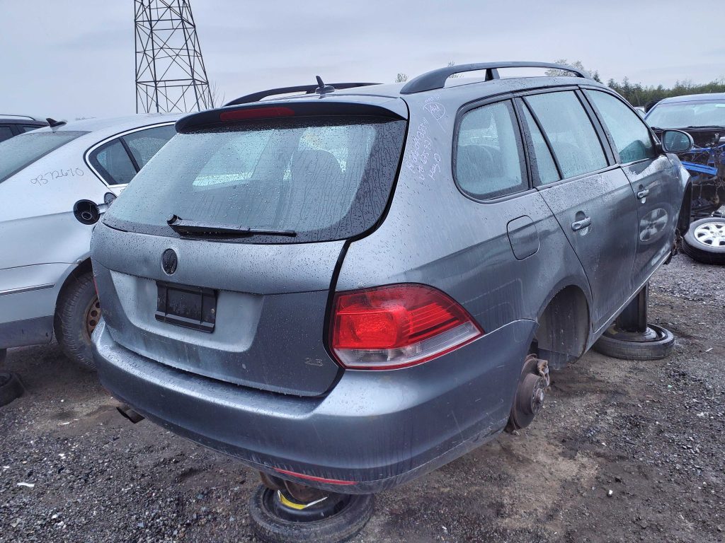 VOLKSWAGEN JETTA 2011