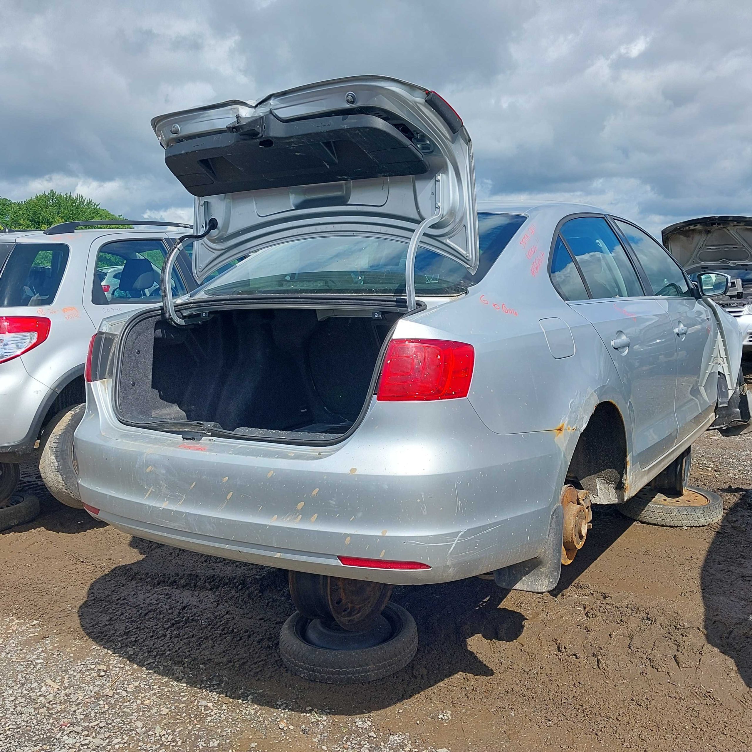 VOLKSWAGEN JETTA 2011