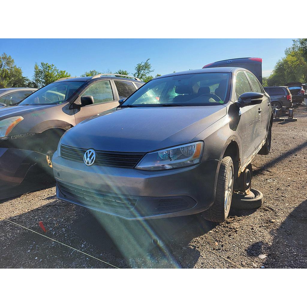 VOLKSWAGEN JETTA 2011