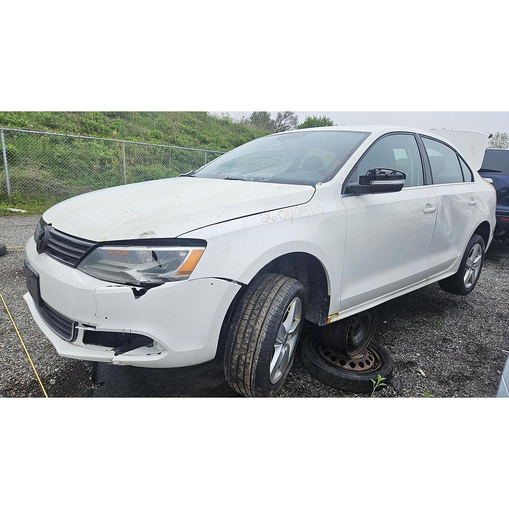 VOLKSWAGEN JETTA 2013