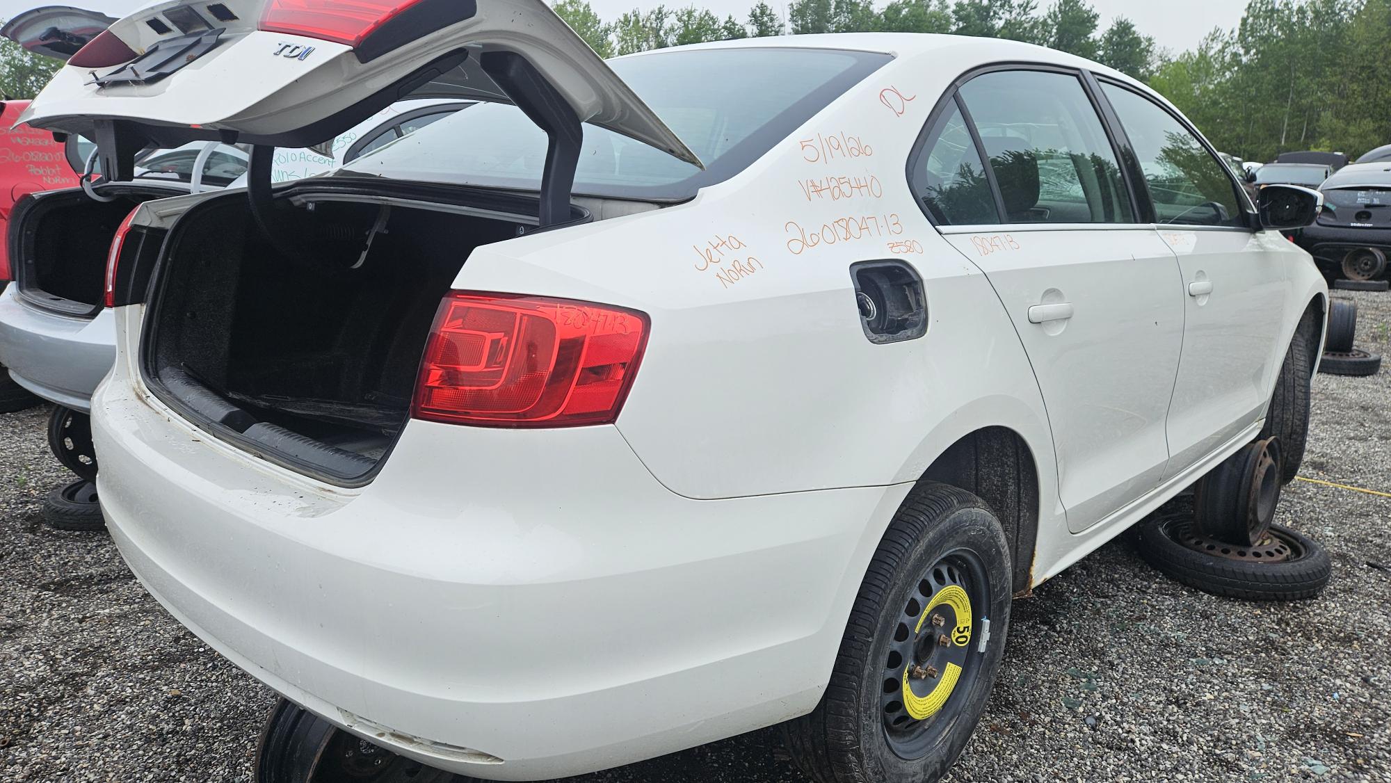 VOLKSWAGEN JETTA 2013