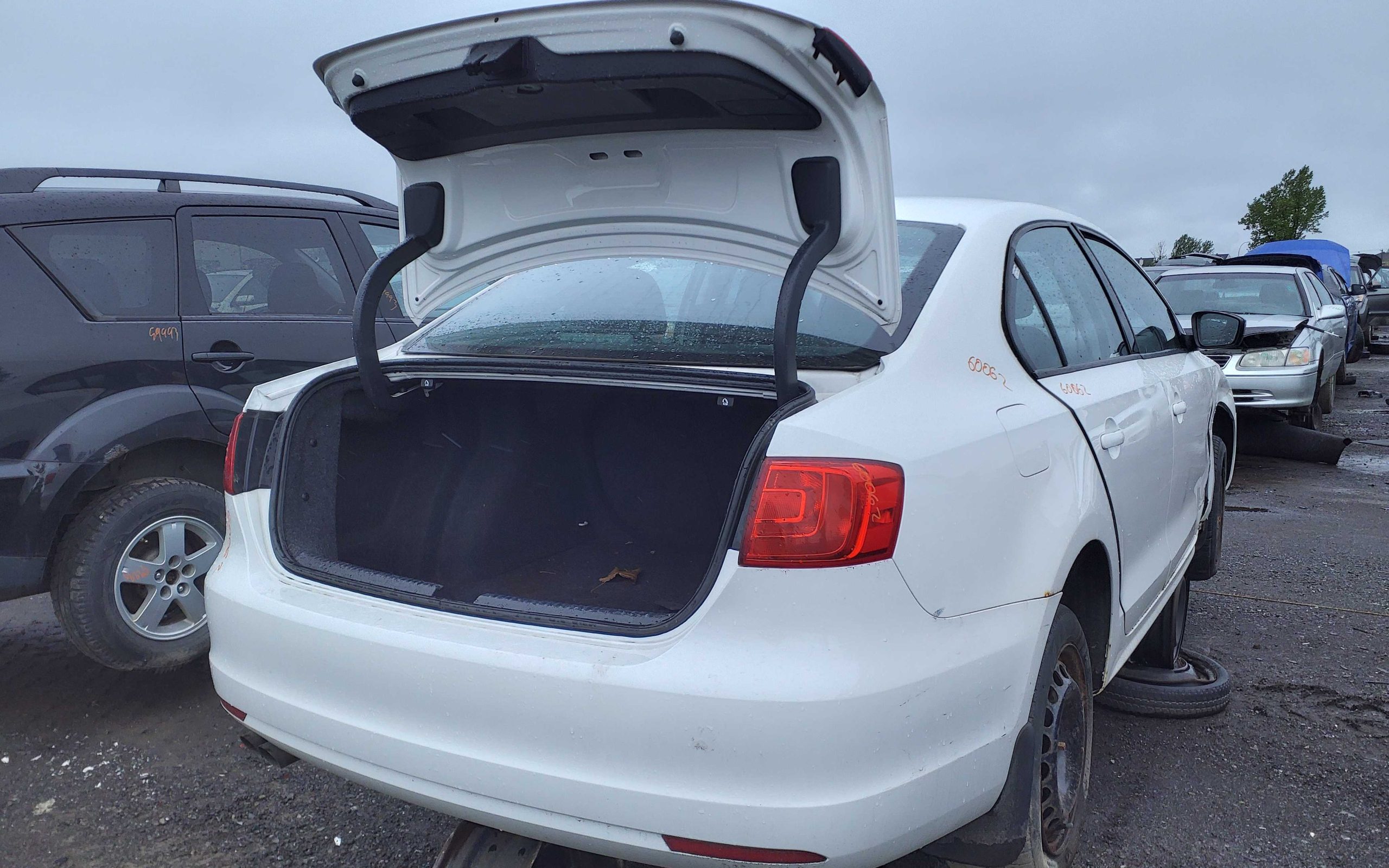 VOLKSWAGEN JETTA 2013