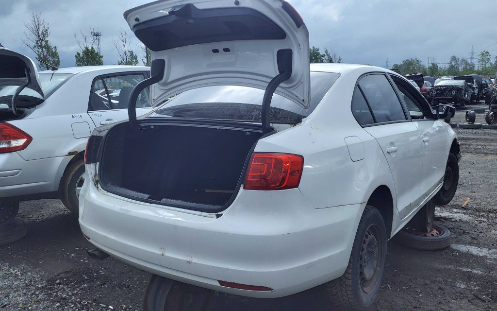 VOLKSWAGEN JETTA 2013