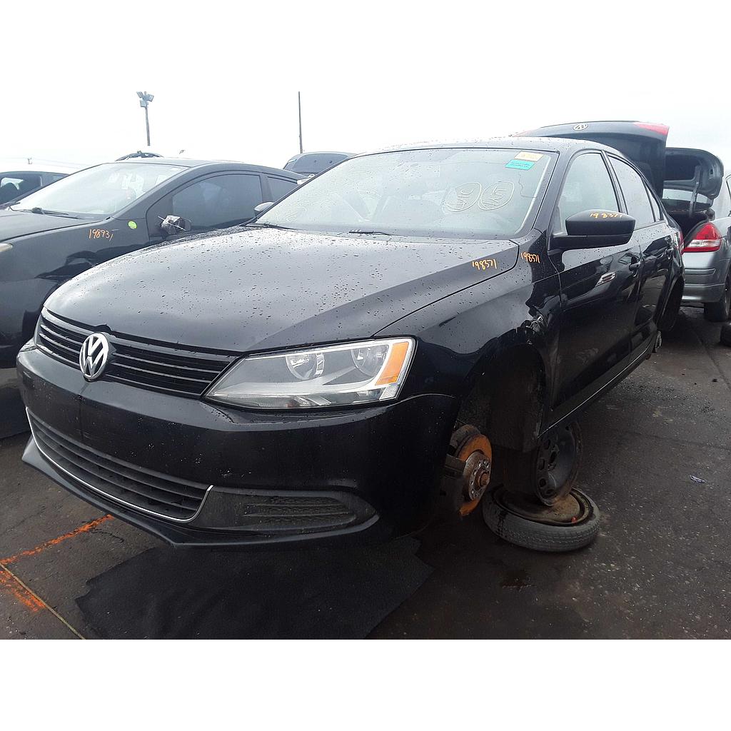 VOLKSWAGEN JETTA 2013