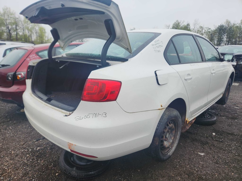 VOLKSWAGEN JETTA 2013