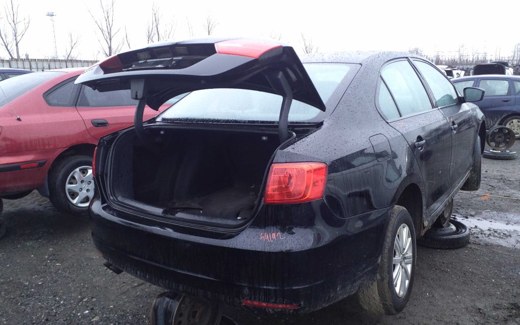 VOLKSWAGEN JETTA 2013