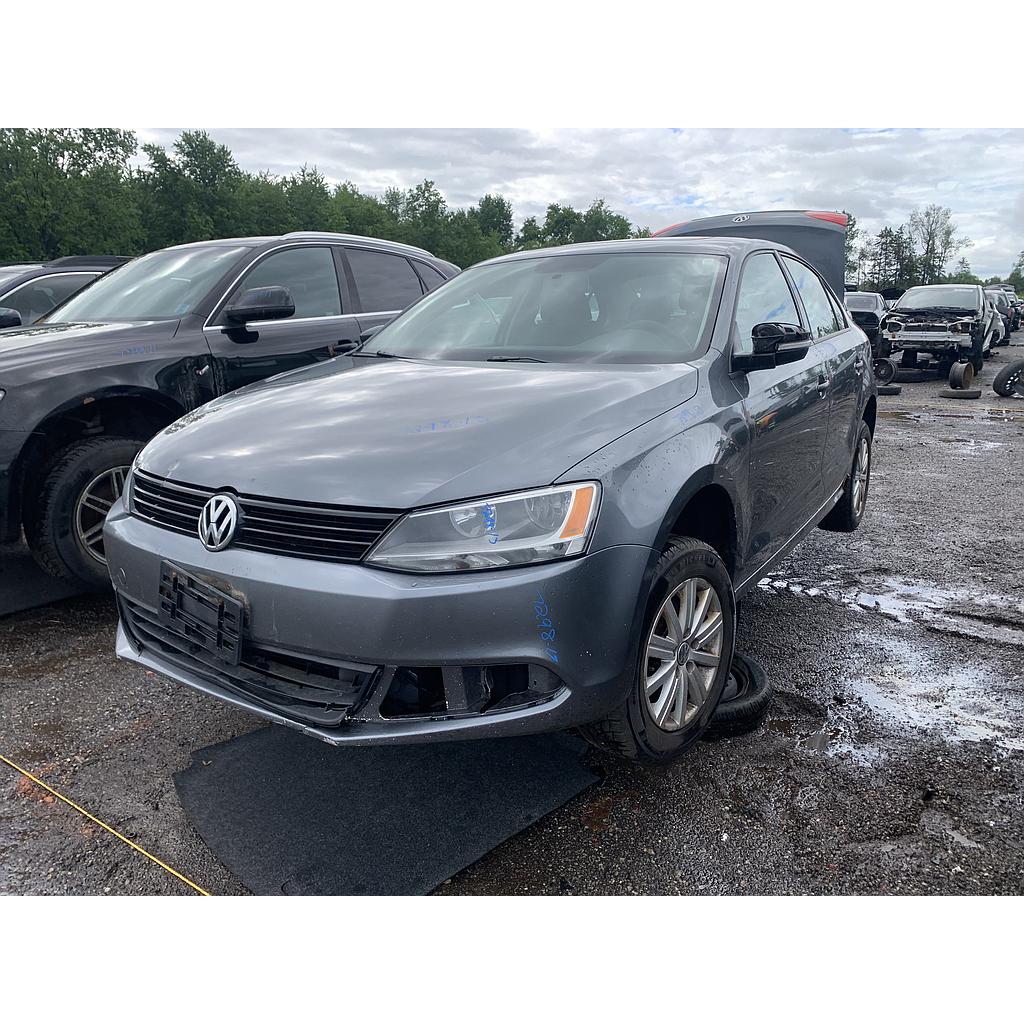 VOLKSWAGEN JETTA 2013