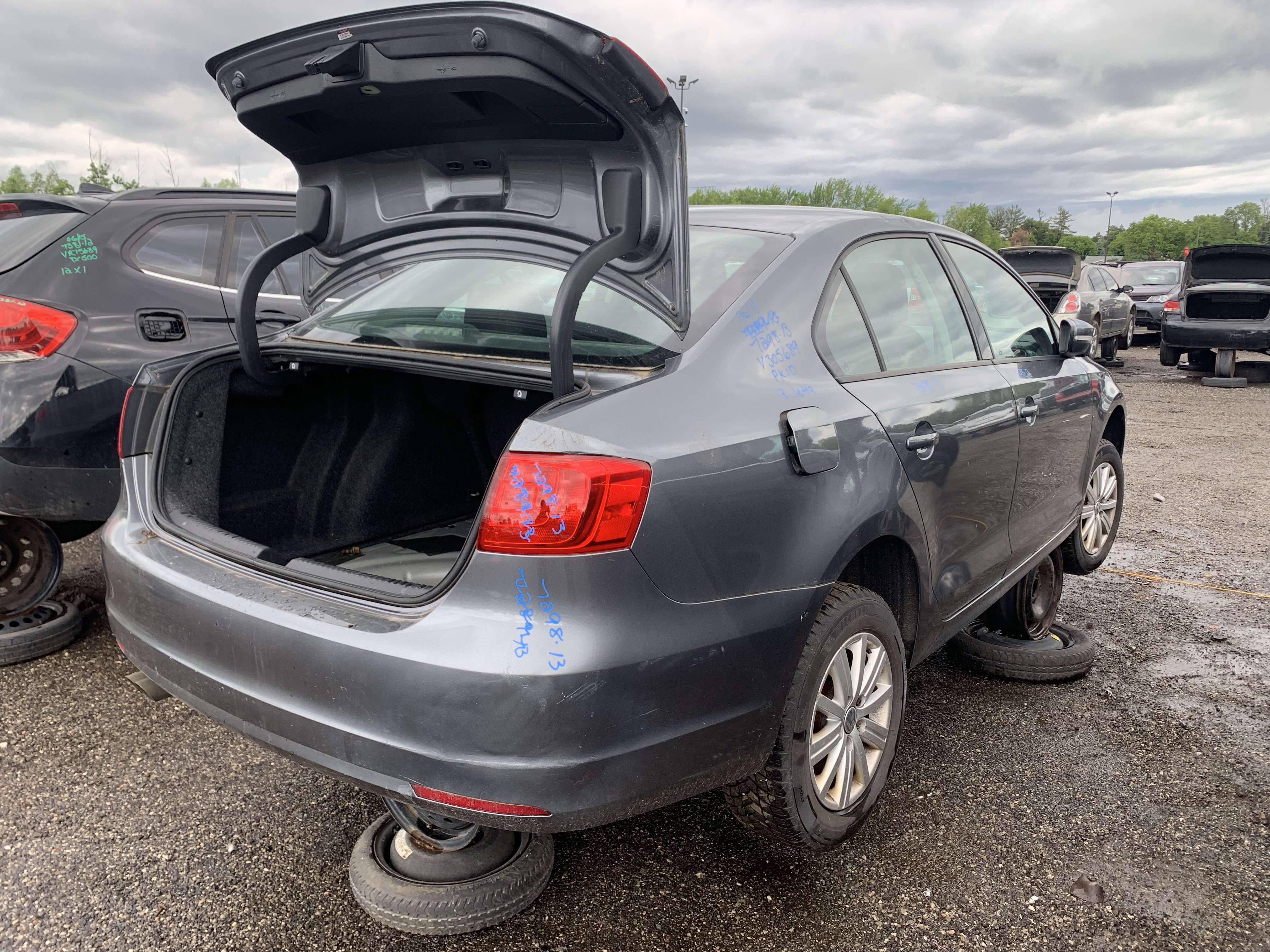 VOLKSWAGEN JETTA 2013