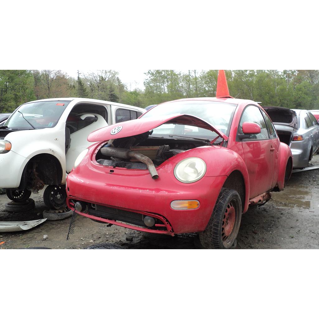 VOLKSWAGEN NEW BEETLE 1998