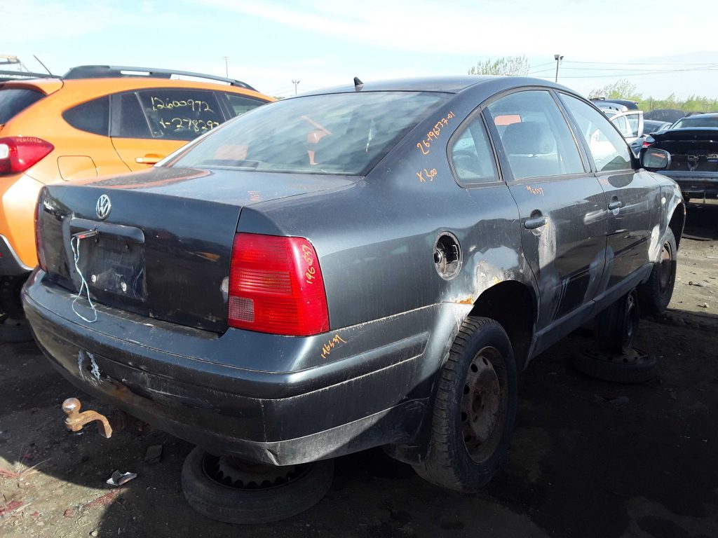 VOLKSWAGEN PASSAT 2001